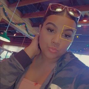 Meet your Posher, Jamila